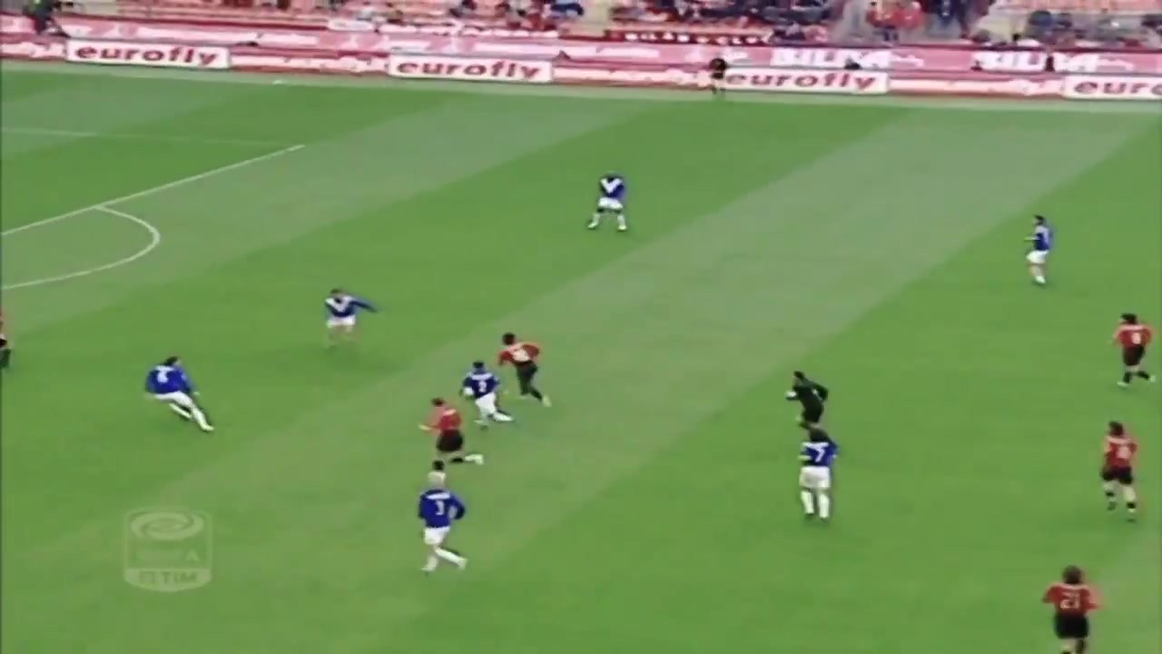 鲁伊科斯塔为AC米兰打进的最后一球多么精彩的进球啊